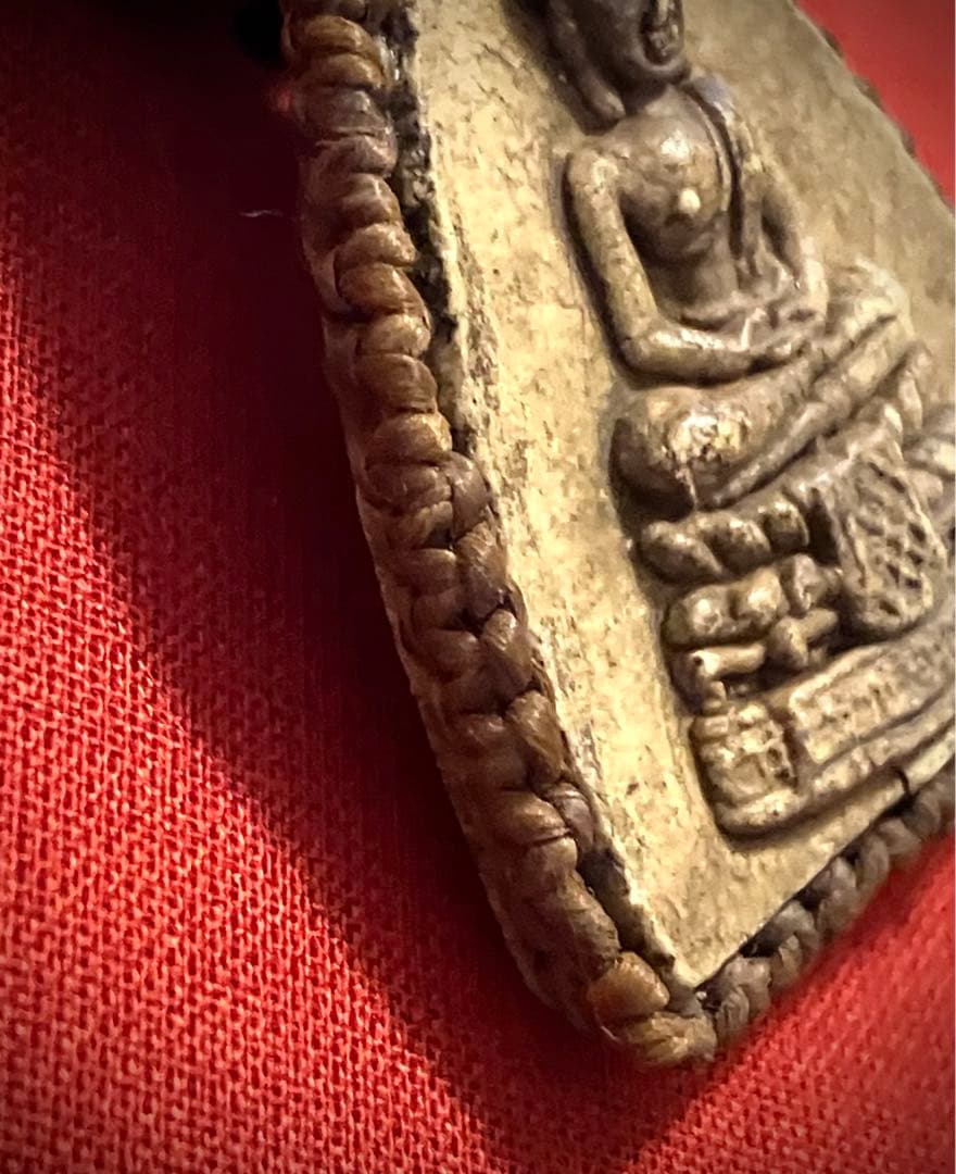 プルクルアン お守り タイ ソムデッド クンペール 骨董 高僧 神様 お札 神代