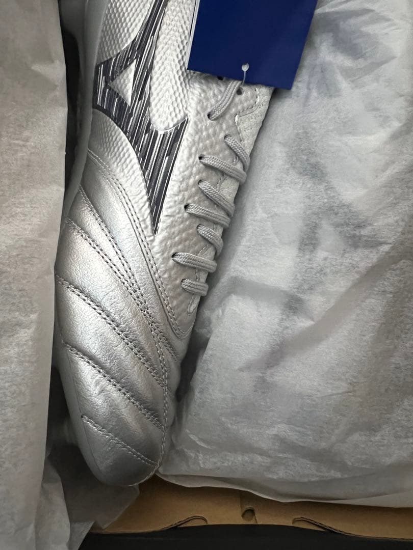 新品　ミズノ　モレリア　ネオ　4β 27センチ