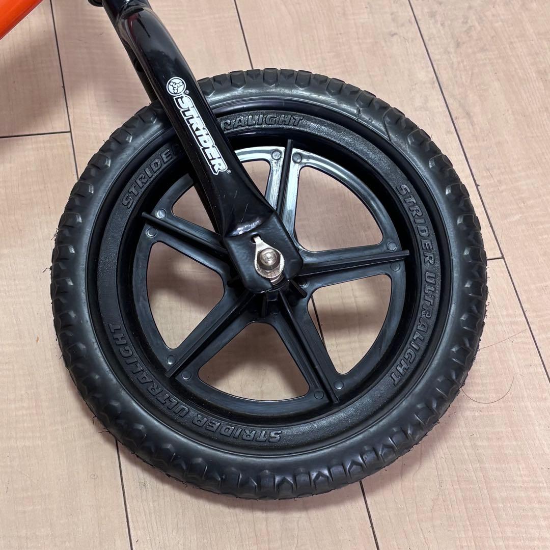 【人気のオレンジ】ストライダー スポーツモデル 12インチ 日本正規品