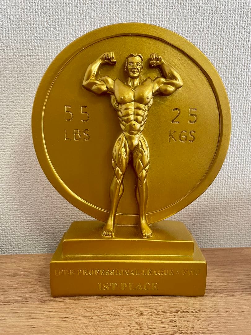 【非売品】FWJ 優勝トロフィー　フィジーク　ボディビル　リフト　クロノス