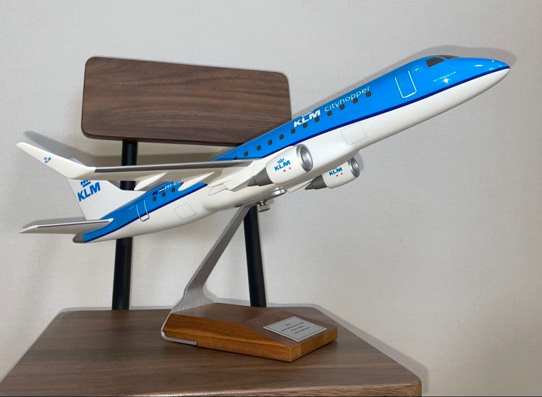 [PACMIN]エンブラエル175 1/72 KLM 大型模型[非売品]