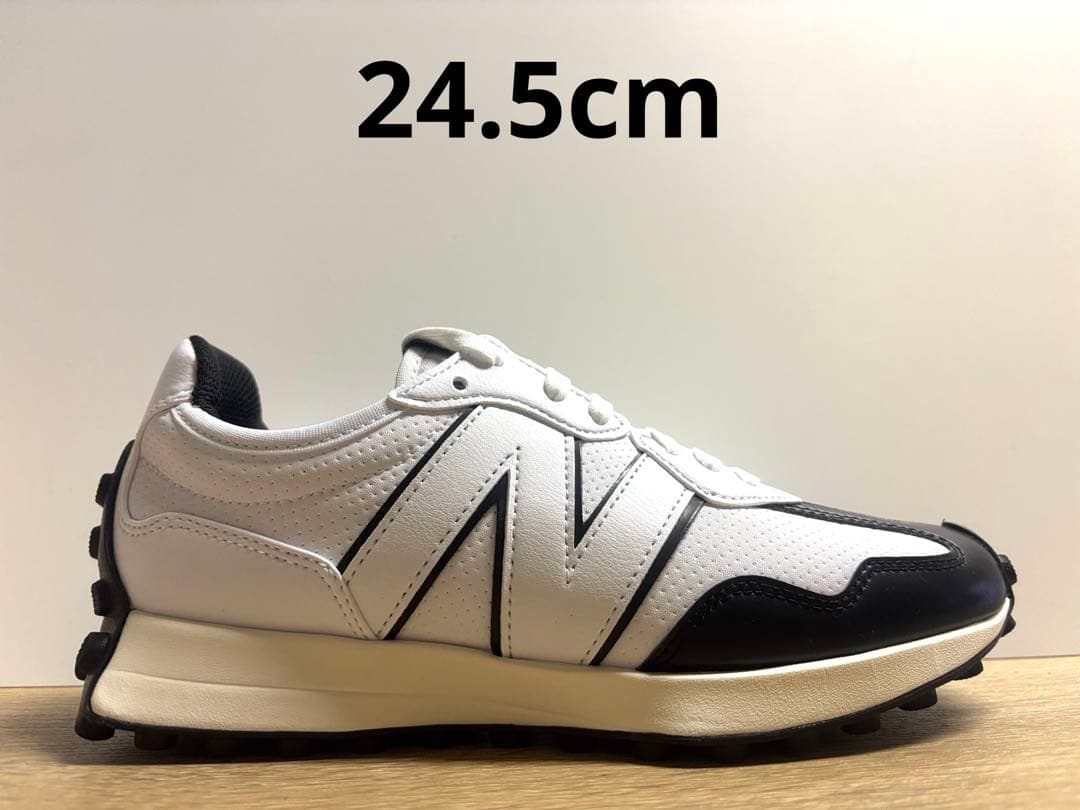 未使用 24.5cm D ニューバランスゴルフシューズ WGS327AFホワイト