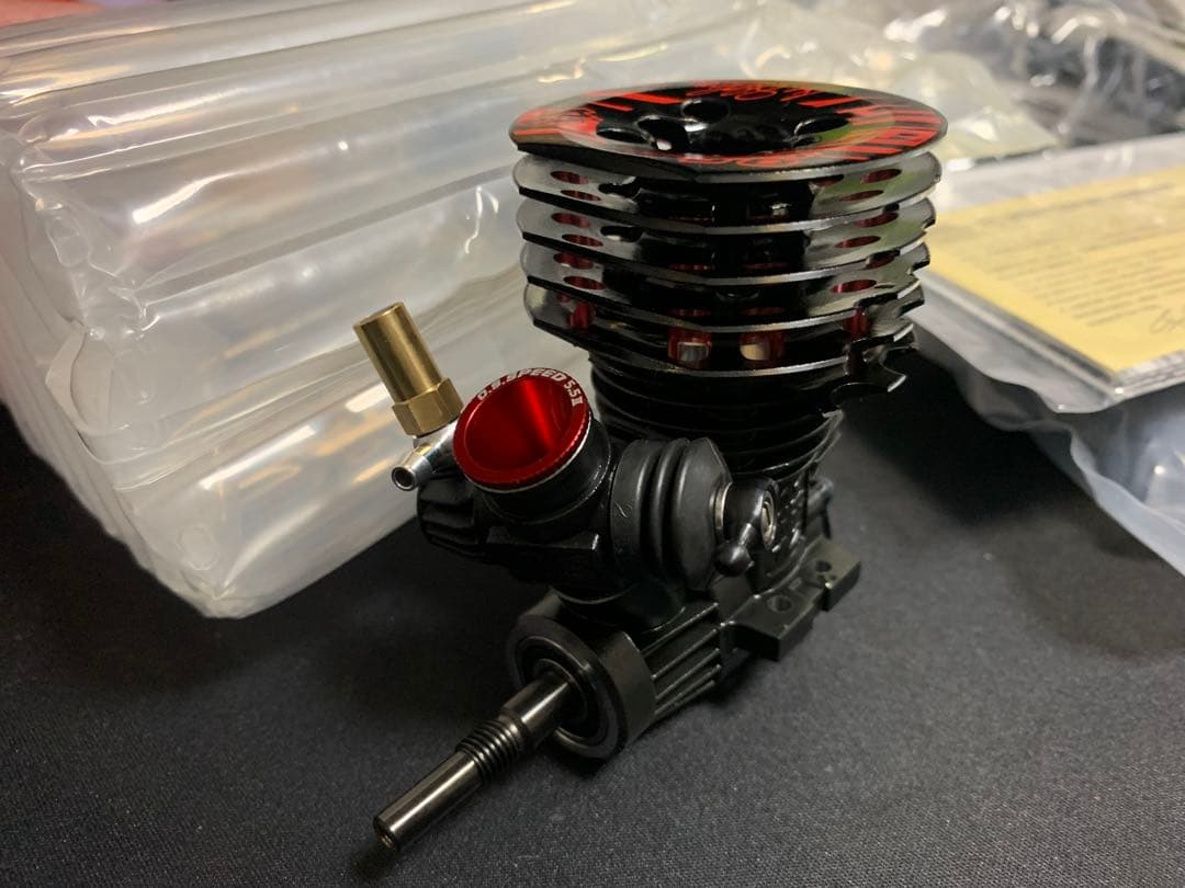 O.S.SPEED T1204 1/10 世界選手権優勝記念モデル