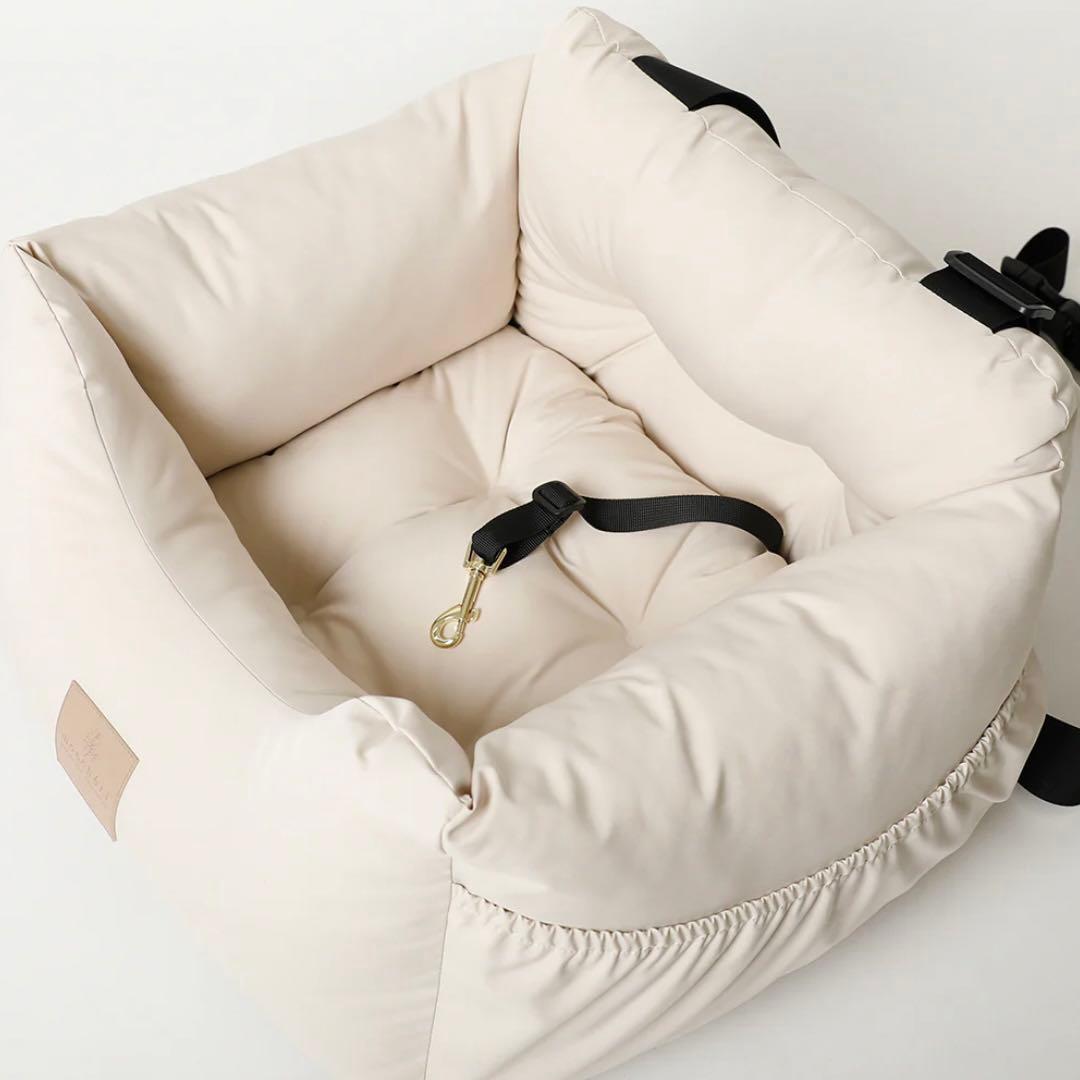 新品未開封　モンシェリ 撥水ふんわりドライブペットベッド　moncheri