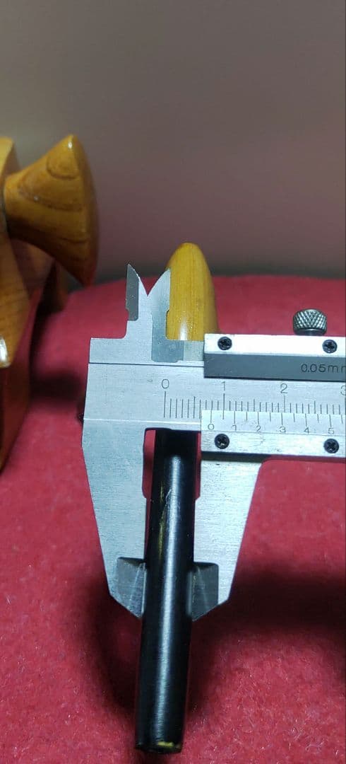 最終値下げ！ヘラブナ釣り万力★左右兼用欅大砲型万力★竿枕★205