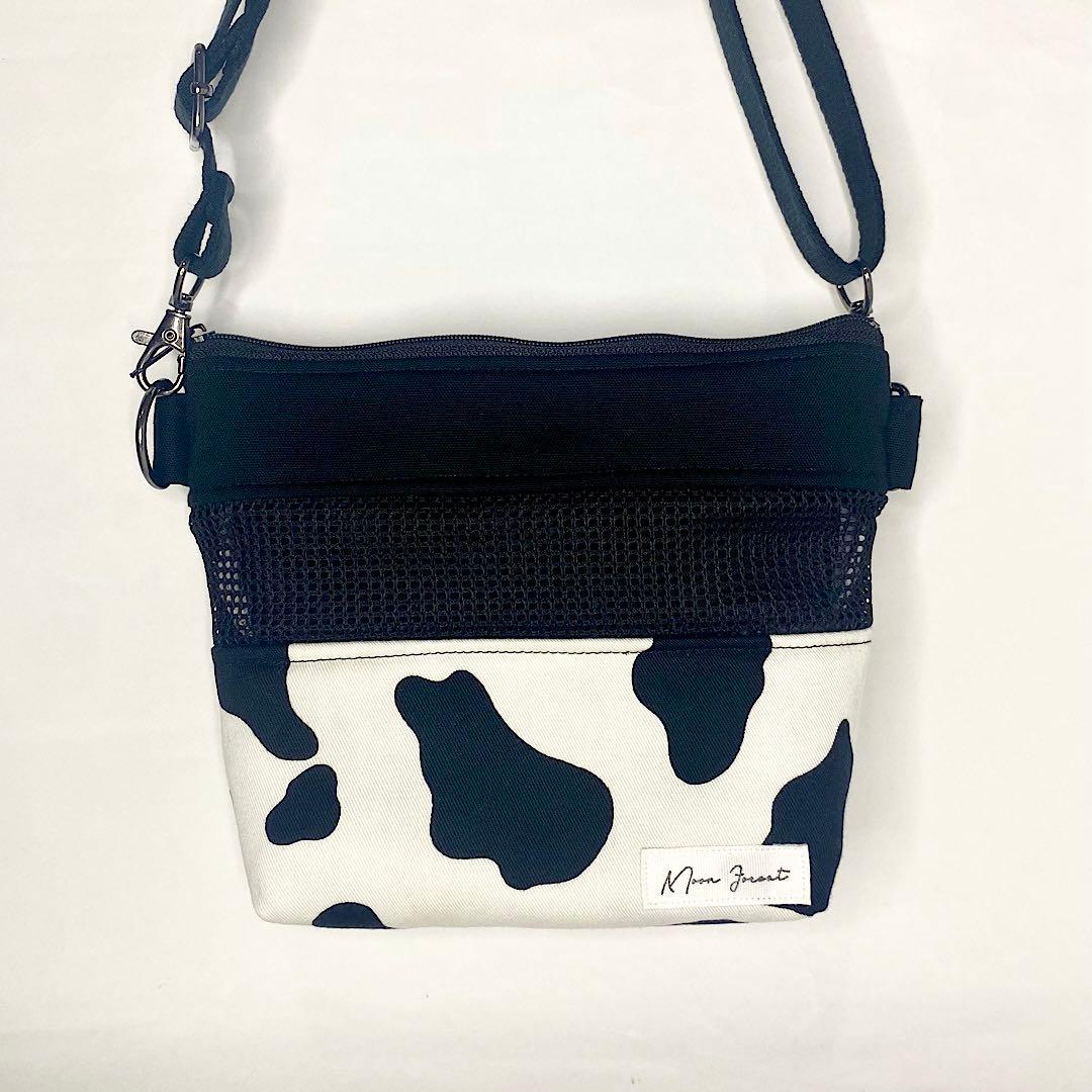 グータン様　オーダーページ ✩ お出かけポーチ モモンガポーチ