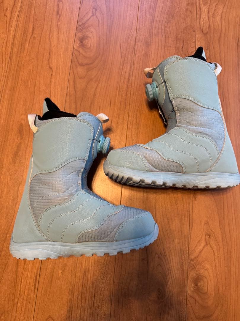 ぃ*か様 BURTON Mint Wide 80A スノーボードブーツ 23.5