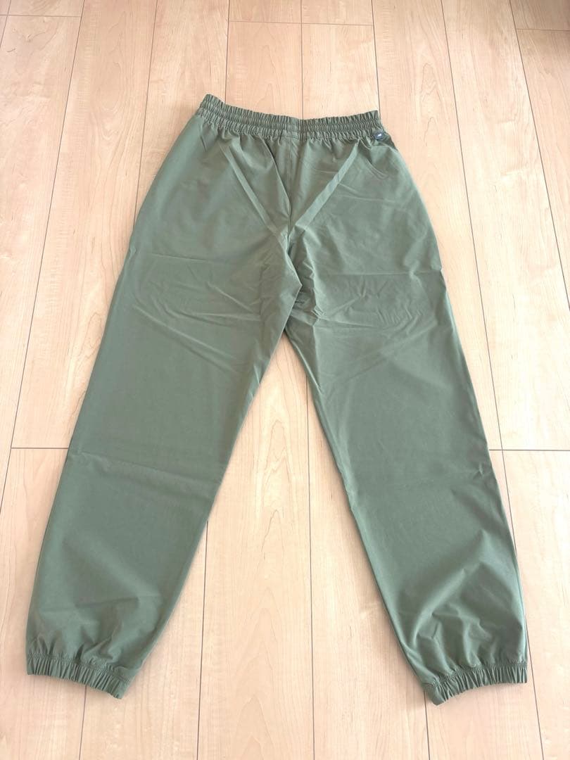 【新品未使用】ニューバランス　パンツ　Mサイズ