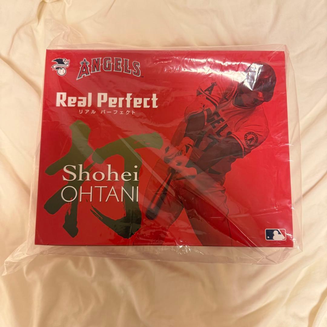 [新品・未開封] 大谷翔平 プレミアムフィギュア 投打 2体セット 実物写真有