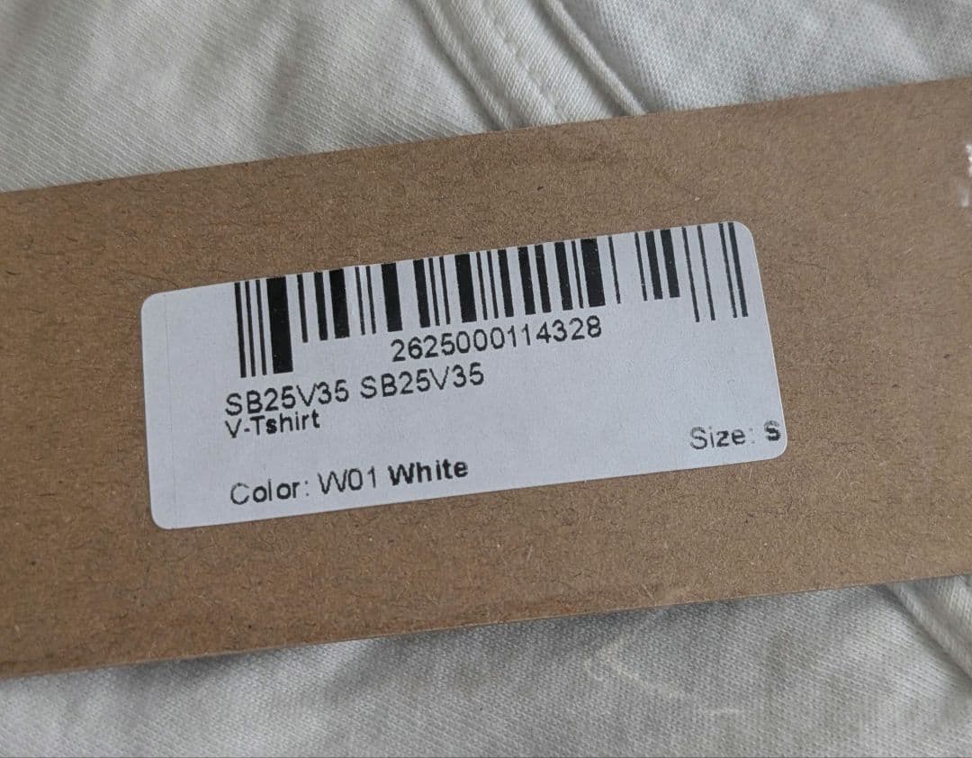 サルセーションウェア新作ＶTシャツホワイト色Ｓサイズ未開封品