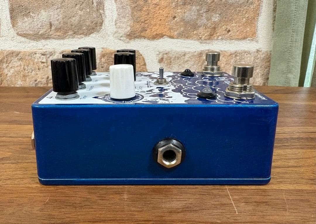 ギター EarthQuaker Devices / Avalanche Run V1