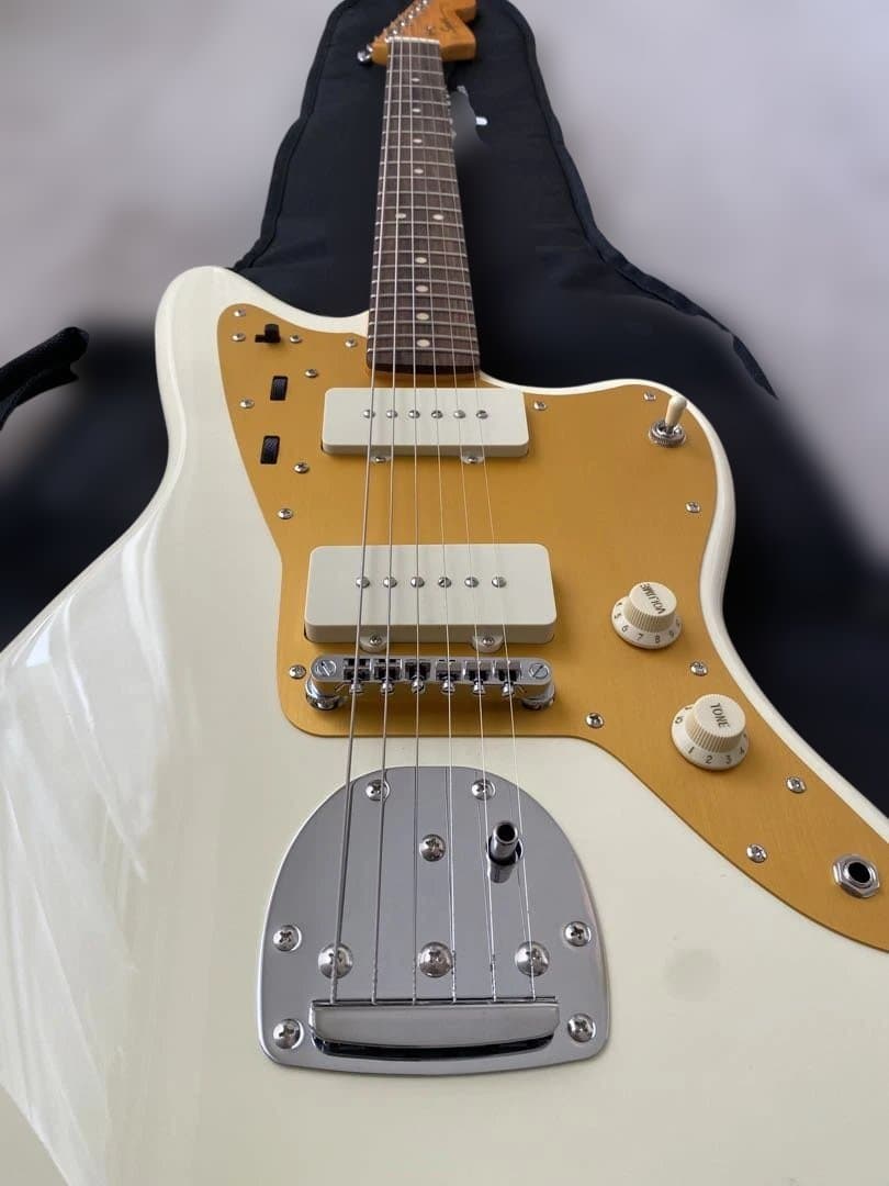 美品SQUIER スクワイヤー J Mascis J マスシス ジャズマスター