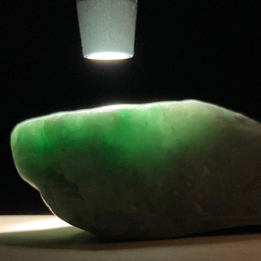 専用品　【貴重美石】糸魚川翡翠　小滝 翡翠　川石　翡翠輝石　原石　70.5ｇ