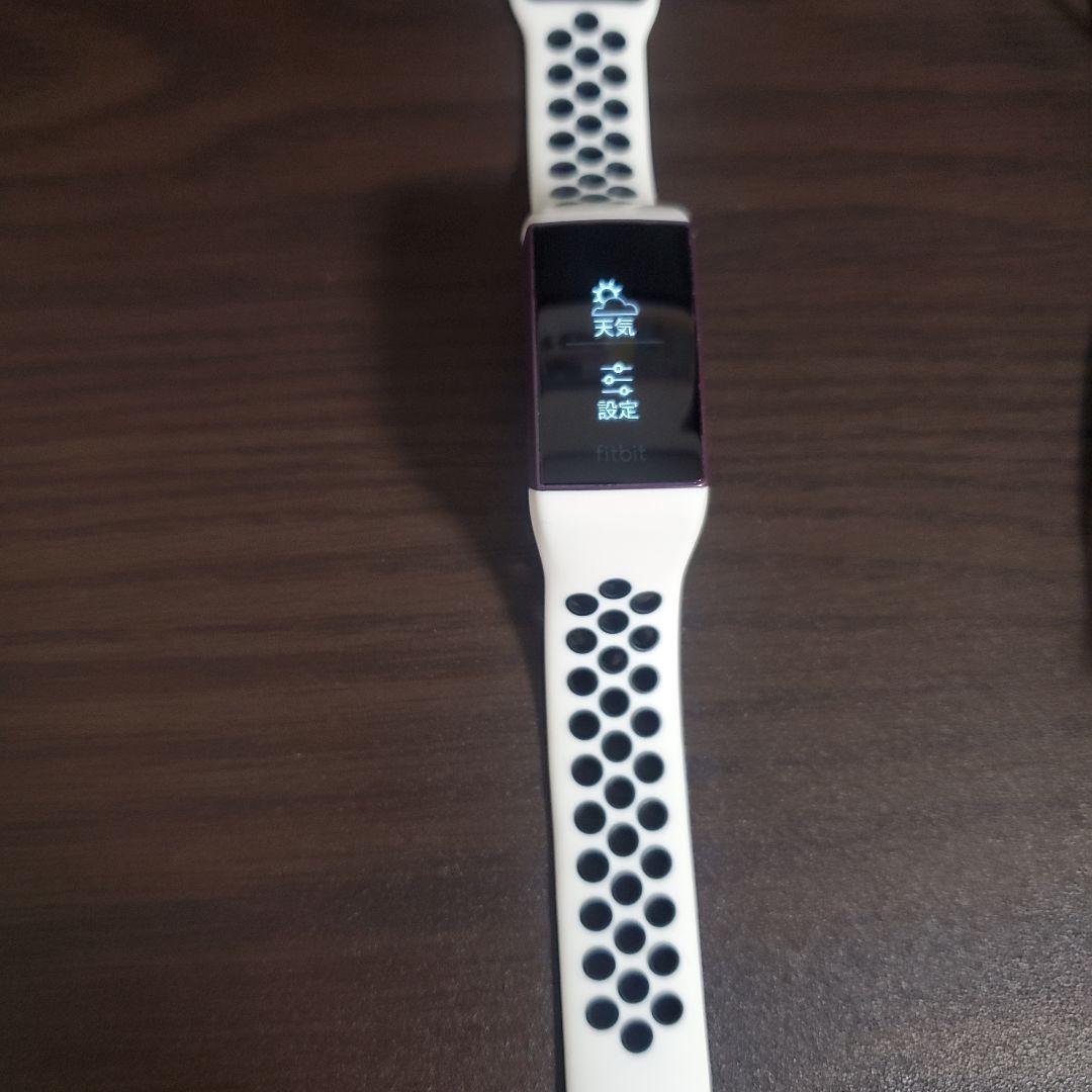 スマートウォッチ フィットビットチャージ4