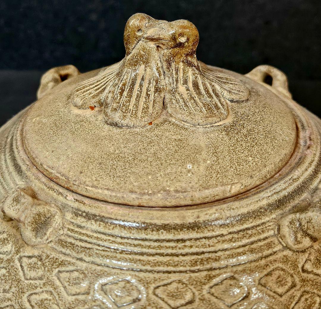 【名品❗】中国古陶磁器　宋時代　古越州窯　ツガイ鳥摘み　亀甲文　四耳　蓋物　香炉