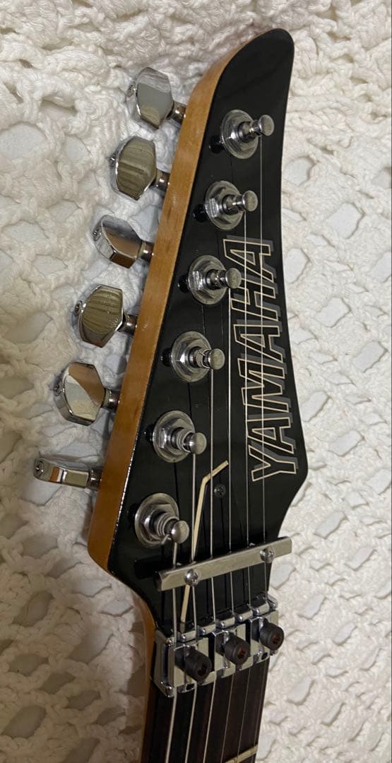 YAMAHA RGX 421D フロイドローズ トレモロ・パープル色でカッコいい