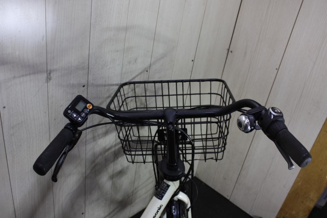 パナソニックギュットアニーズF BE-ELMA63F 26型12AH 3段LED