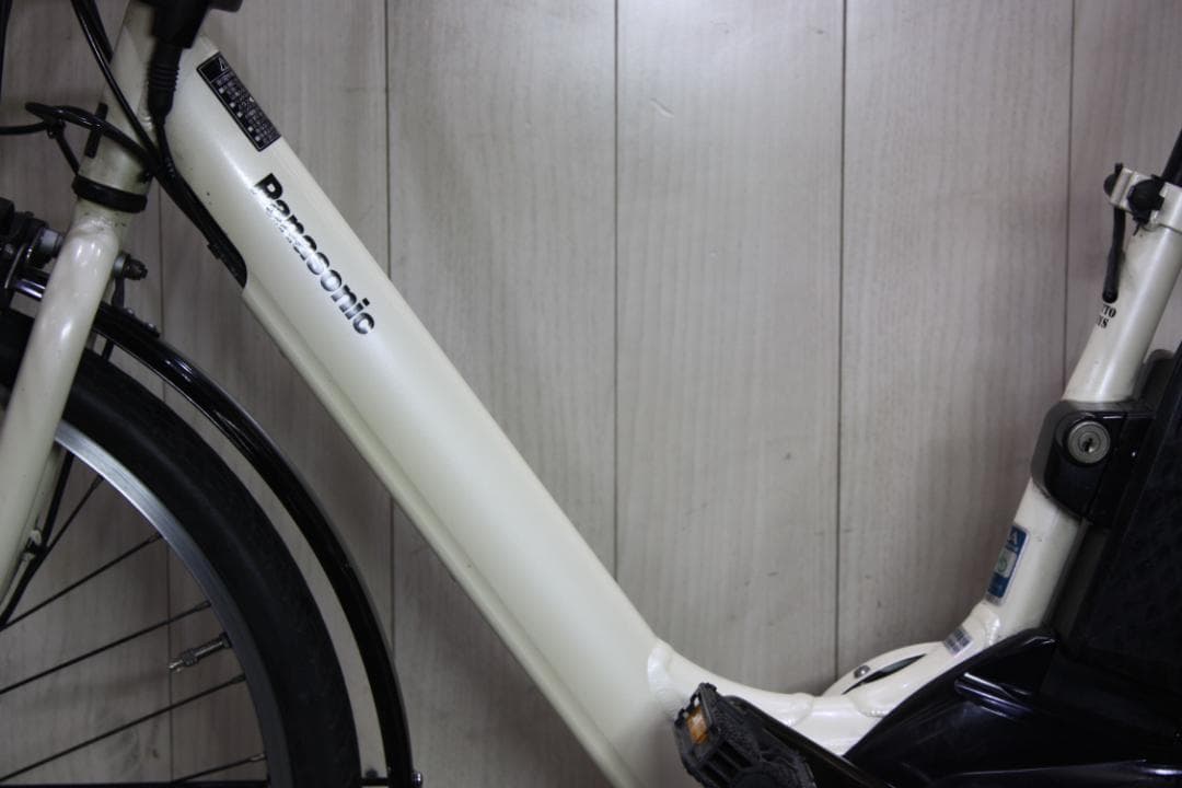 パナソニックギュットアニーズF BE-ELMA63F 26型12AH 3段LED