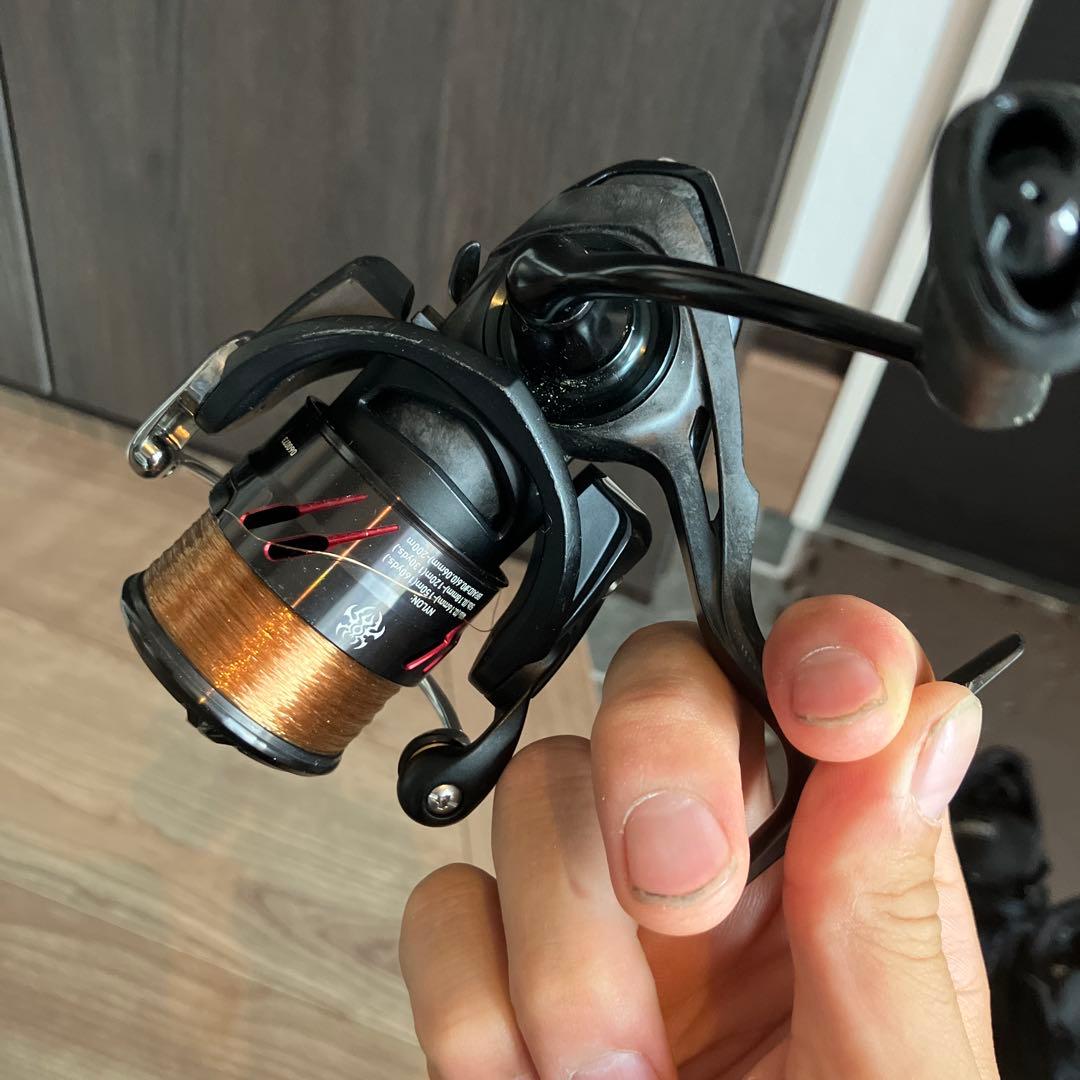 TATULA LT2500S フィッシングリール　スピニング