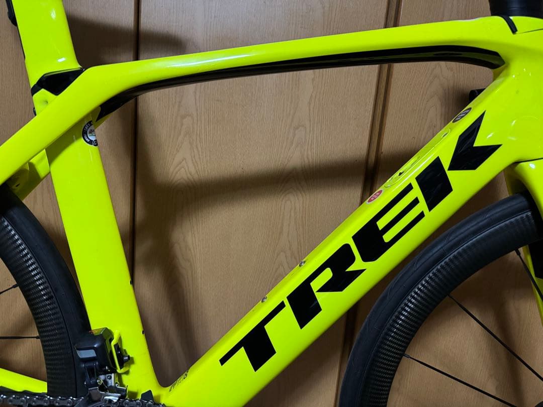 TREK MADONE9.5 電動アルテグラ　コスミックカーボン