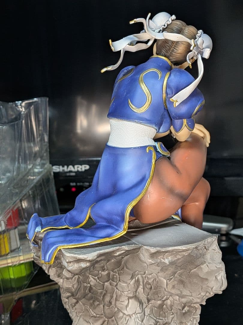 み*0様 春麗 フィギュア 青と白