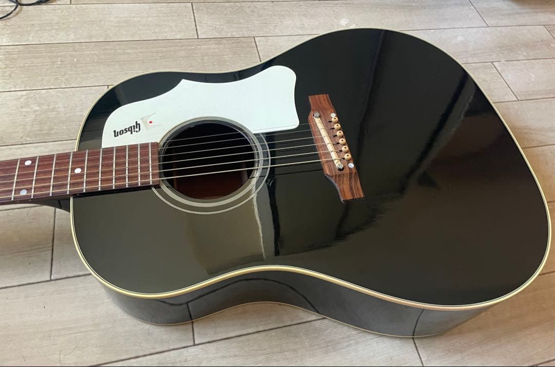 Gibson J45 ADJ 2010年製