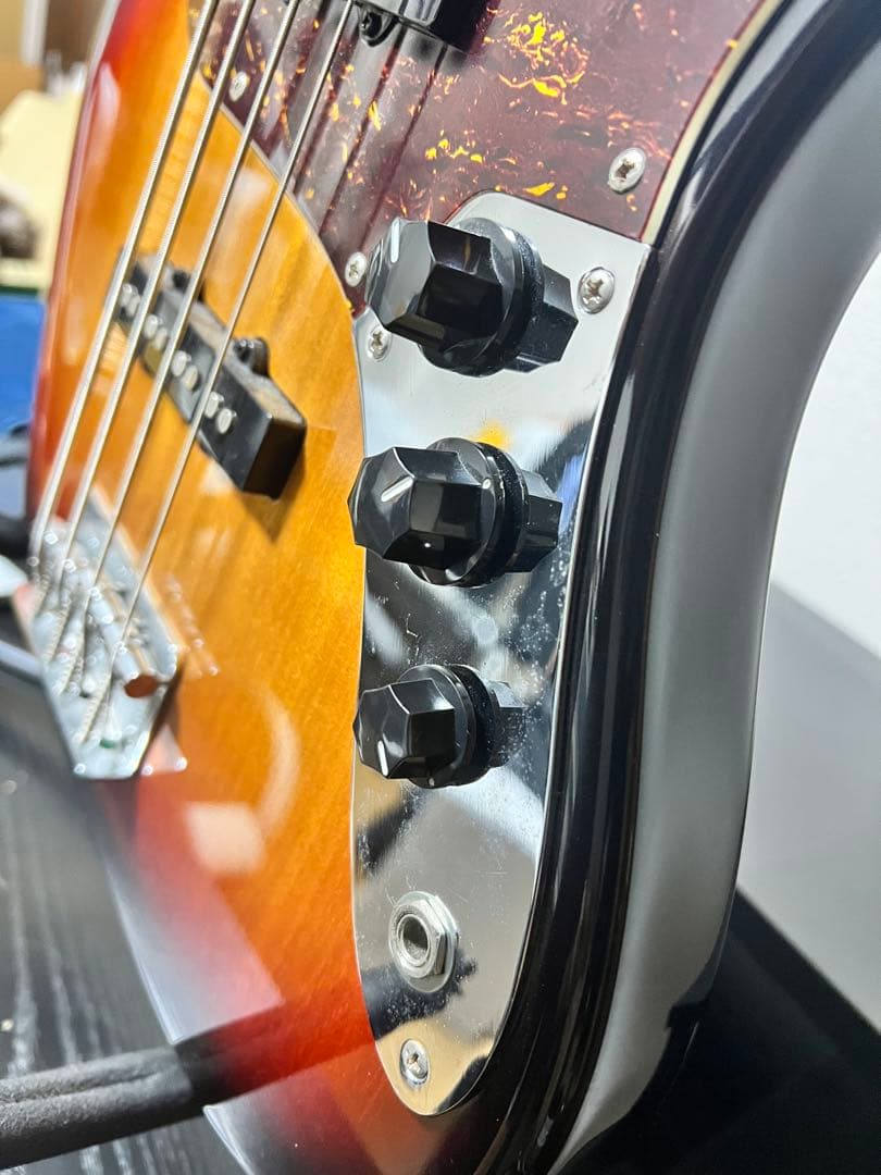 Bacchus WL4-STD 3TS ジャズベース