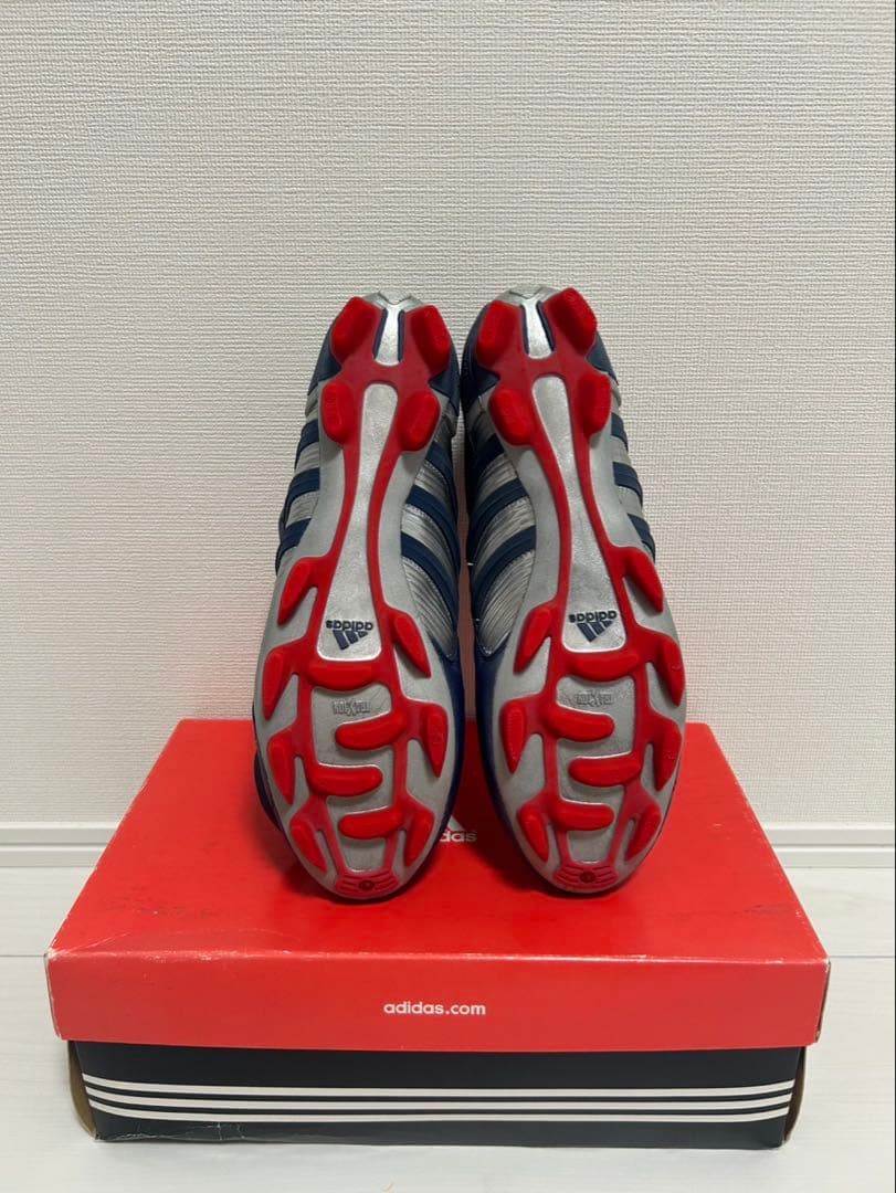 adidas プレデターパルス　26.5