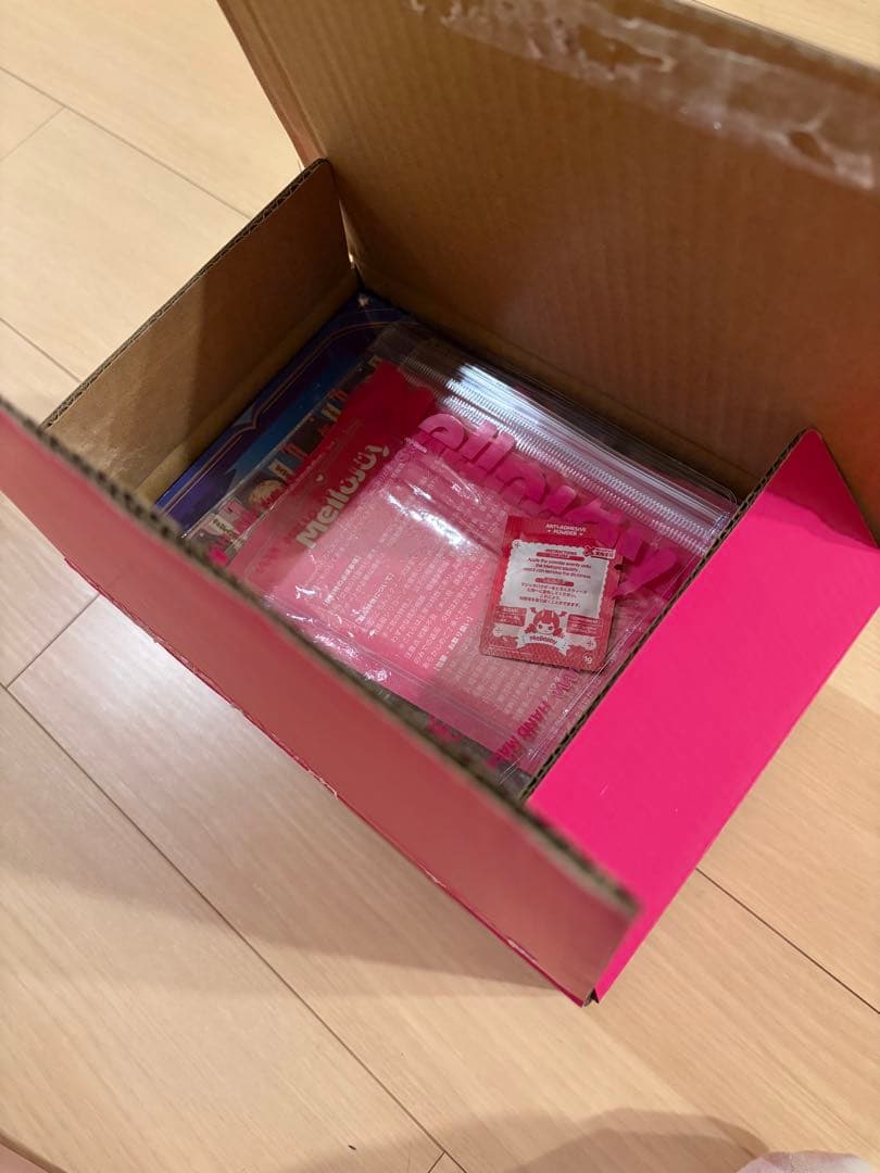 【新品 未開封】3個セットMellojoy メロジョイ カップケーキか？