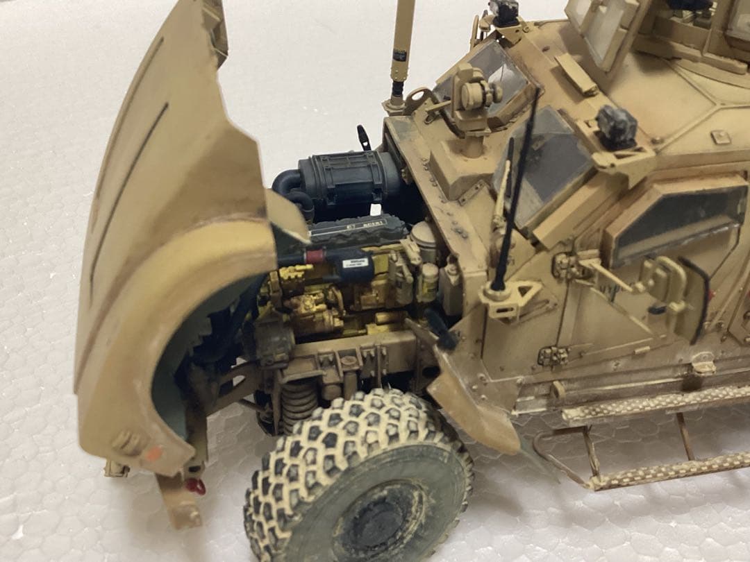 ライフィールド1/35 オシュコシュM-ATV