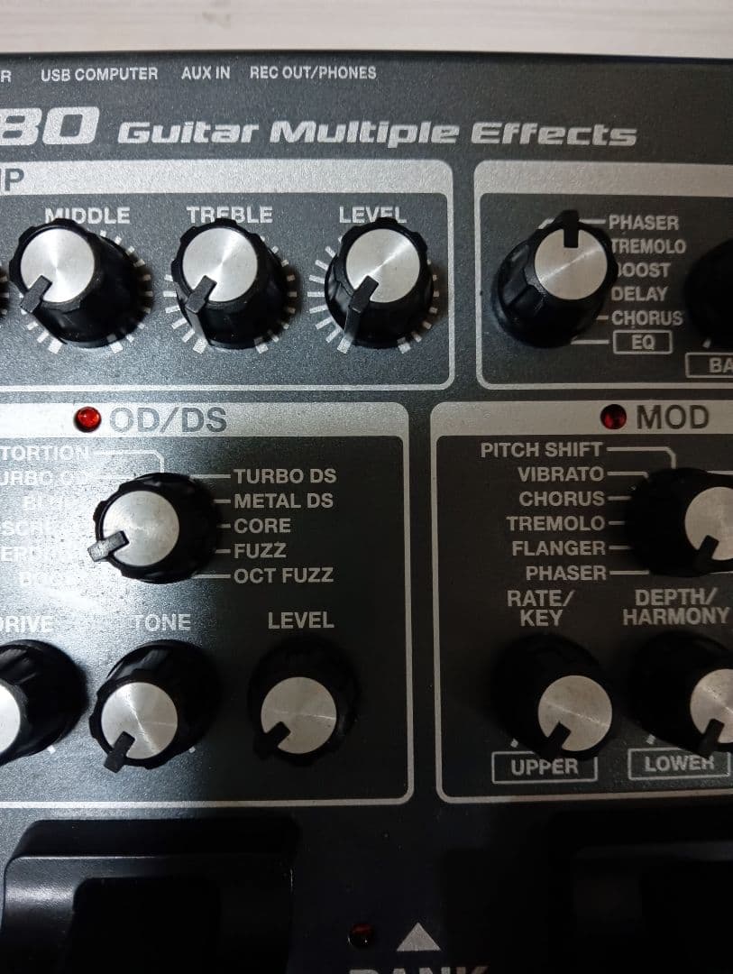 BOSS ME-80 マルチエフェクター　キャリーケース付き