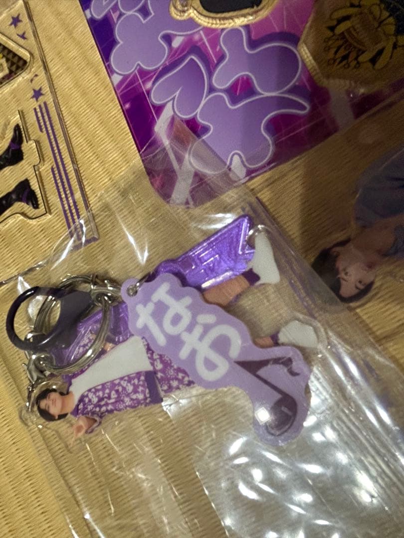 リアルピースなお　アクリルスタンドセット