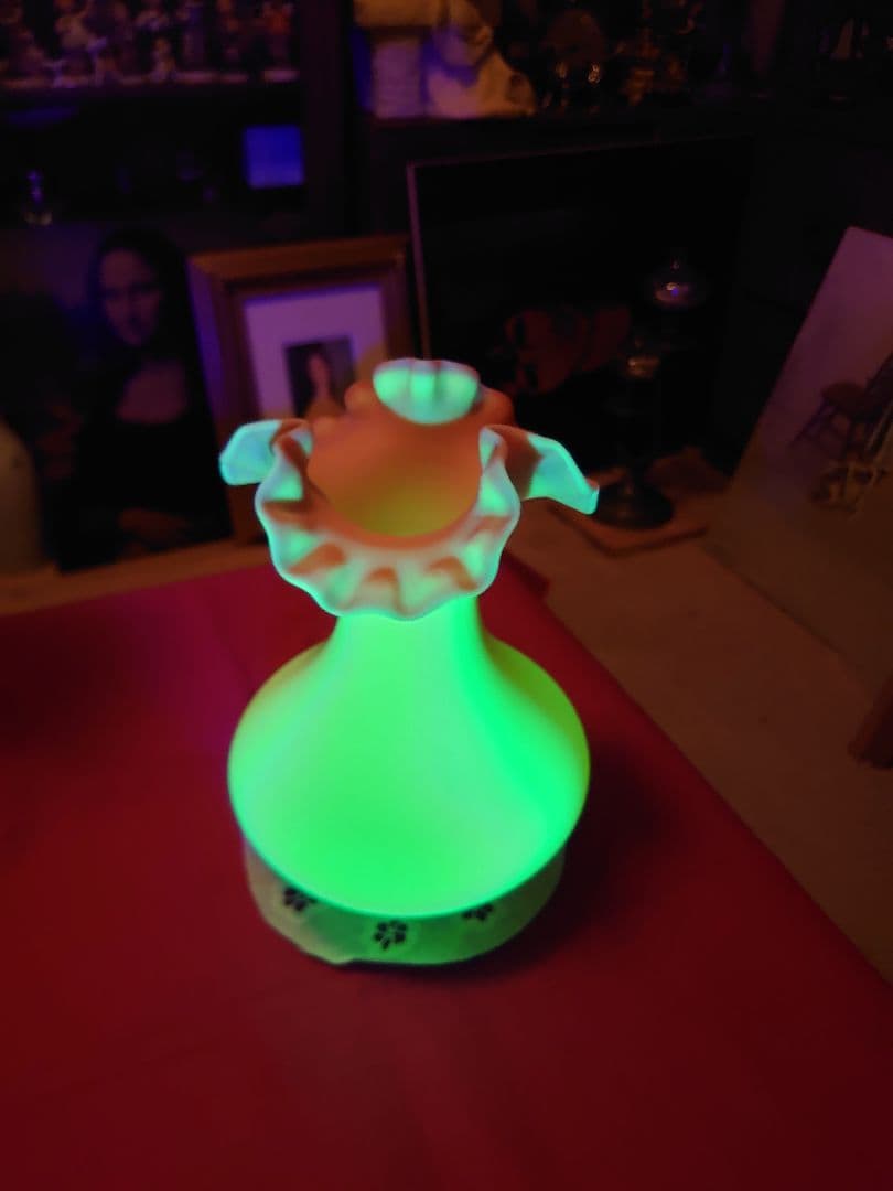 Fenton フェントン社製バーミーズグラス ヴァセリン フラワーベース