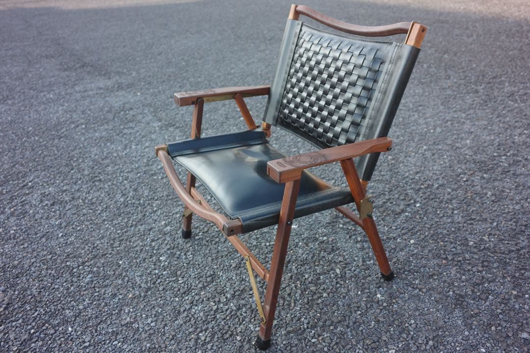 ピノワークスメッシュレザー　コンダクターズチェア　ウォールナット HIJIWAR