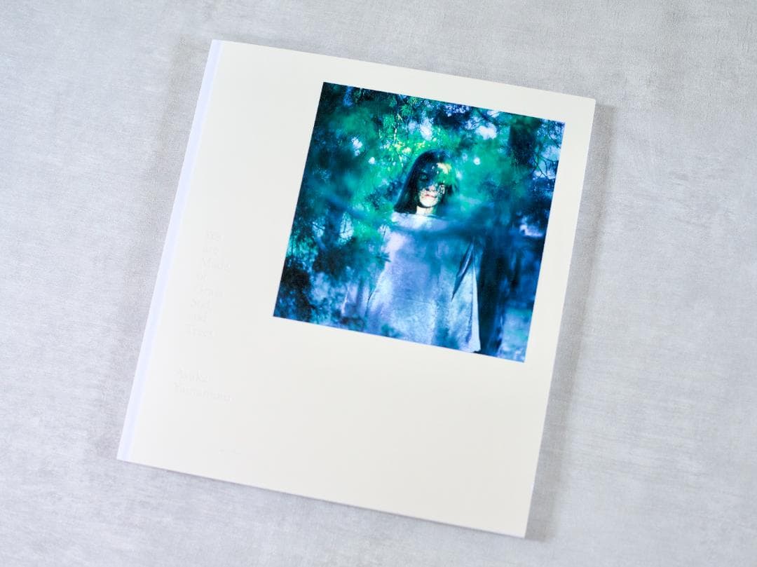 美本・山元彩香写真集 「We are Made of Grass〜」 サインあり