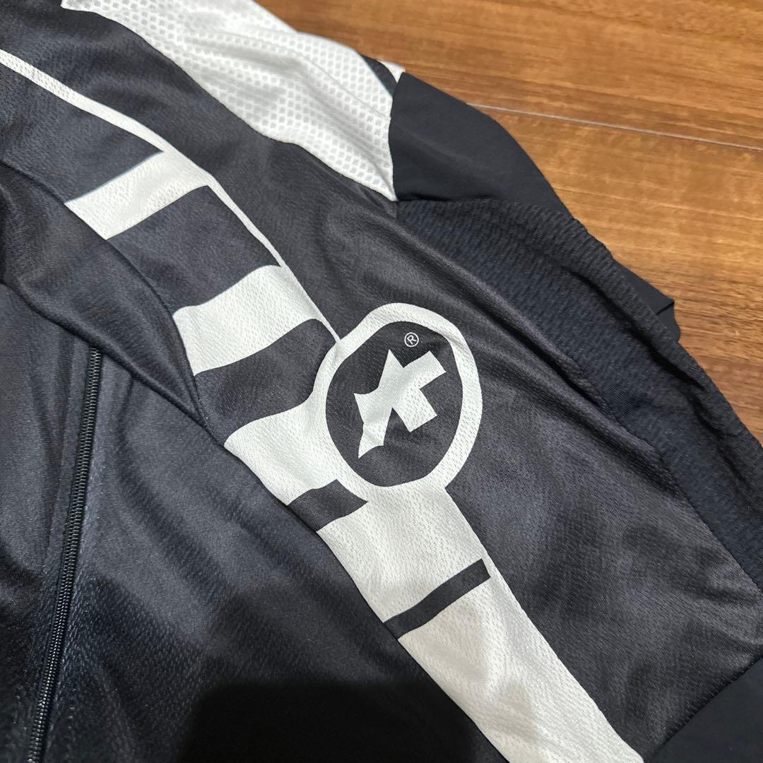 アソス　assos サイクリング　サイクルウエア