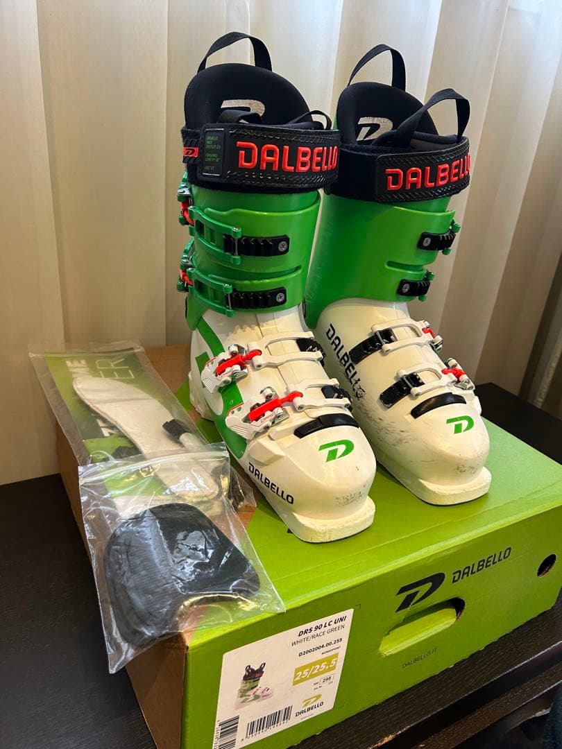 DALBELLO ダルベロ DRS 90 LC UNI スキーブーツ