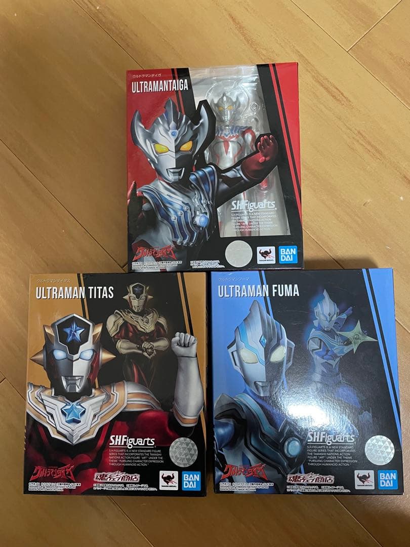 S.H.Figuarts トライスクワッド