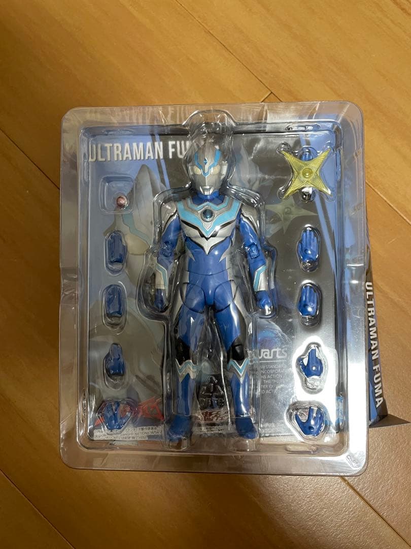 S.H.Figuarts トライスクワッド