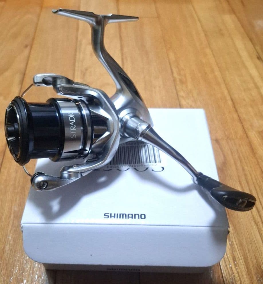 SHIMANOシマノSTRADICストラディック 2500S スピニングリール