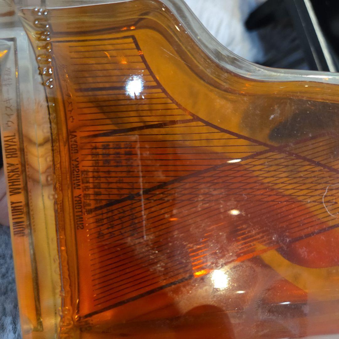 サントリーウイスキー ローヤル ピアノ型ボトル