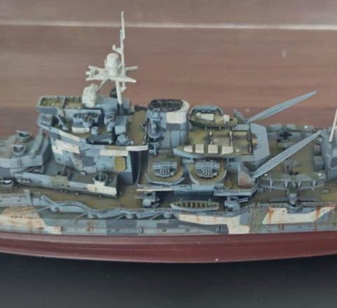 トランペッター 1/700 イギリス海軍 戦艦 ウォースパイト