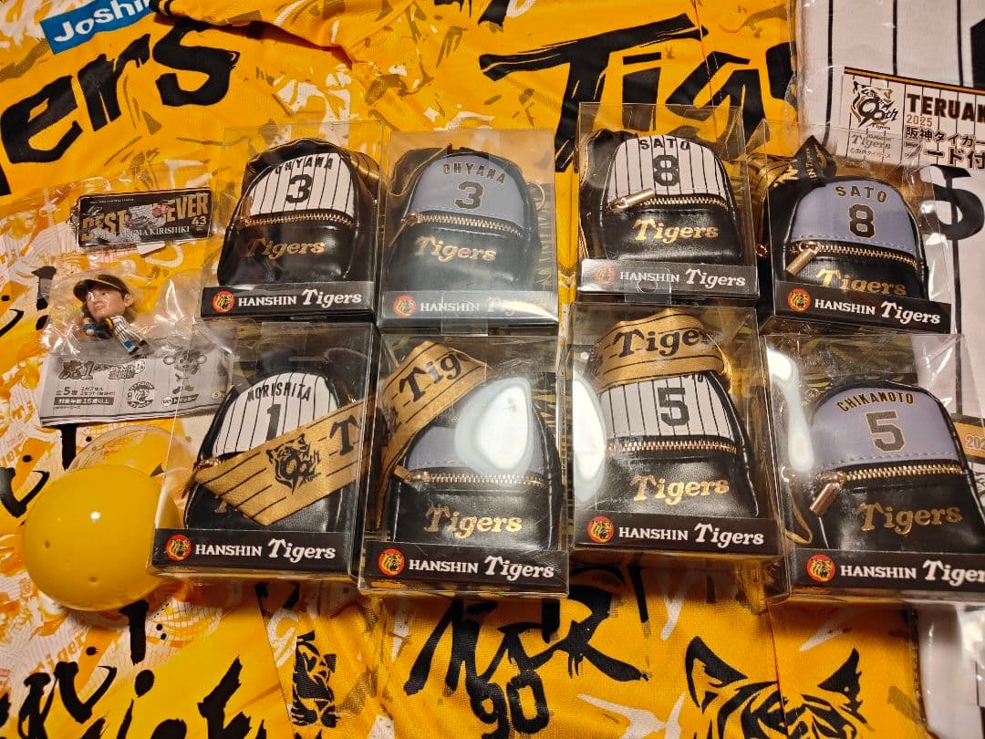 阪神タイガース スカーフチャームリュック シャツ ウル虎 ユニフォーム ポスター