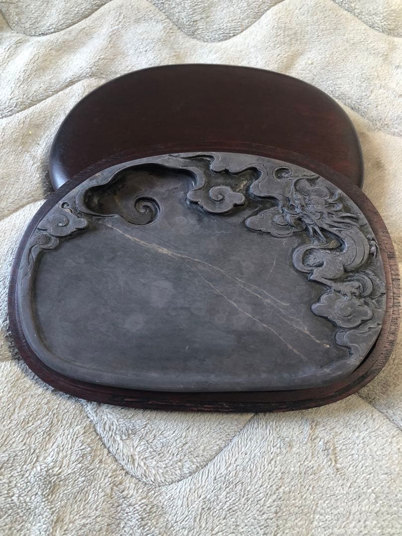 硯 老坑 蕉白 金綫 雲龍文 書道具硯　すずり 端溪硯 水岩 文房四寶 端渓硯