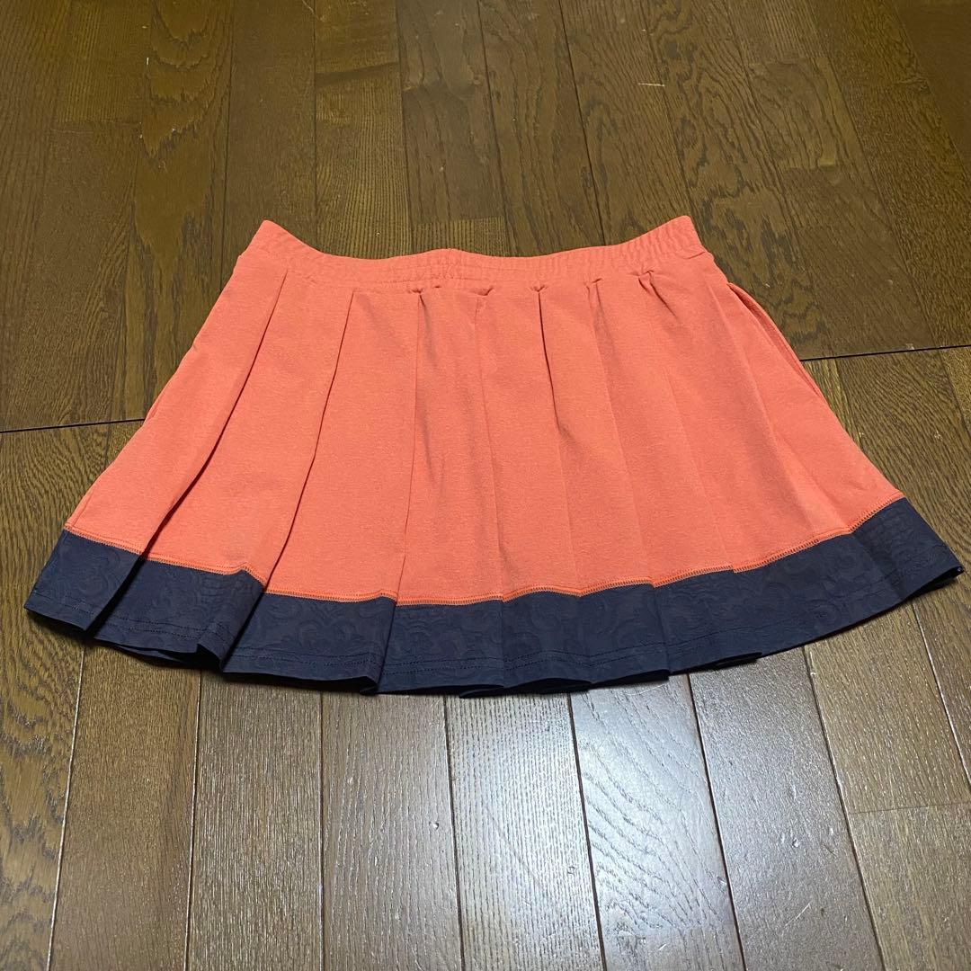 2024年秋冬モデル　ATLA445　キルトプリントヘムプリーツスコート