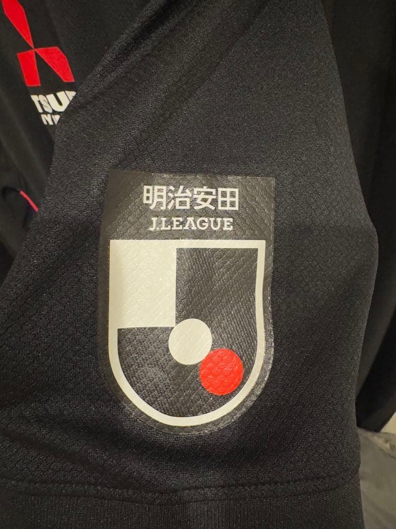 浦和レッズ　今シーズンサードユニフォーム　Lサイズ