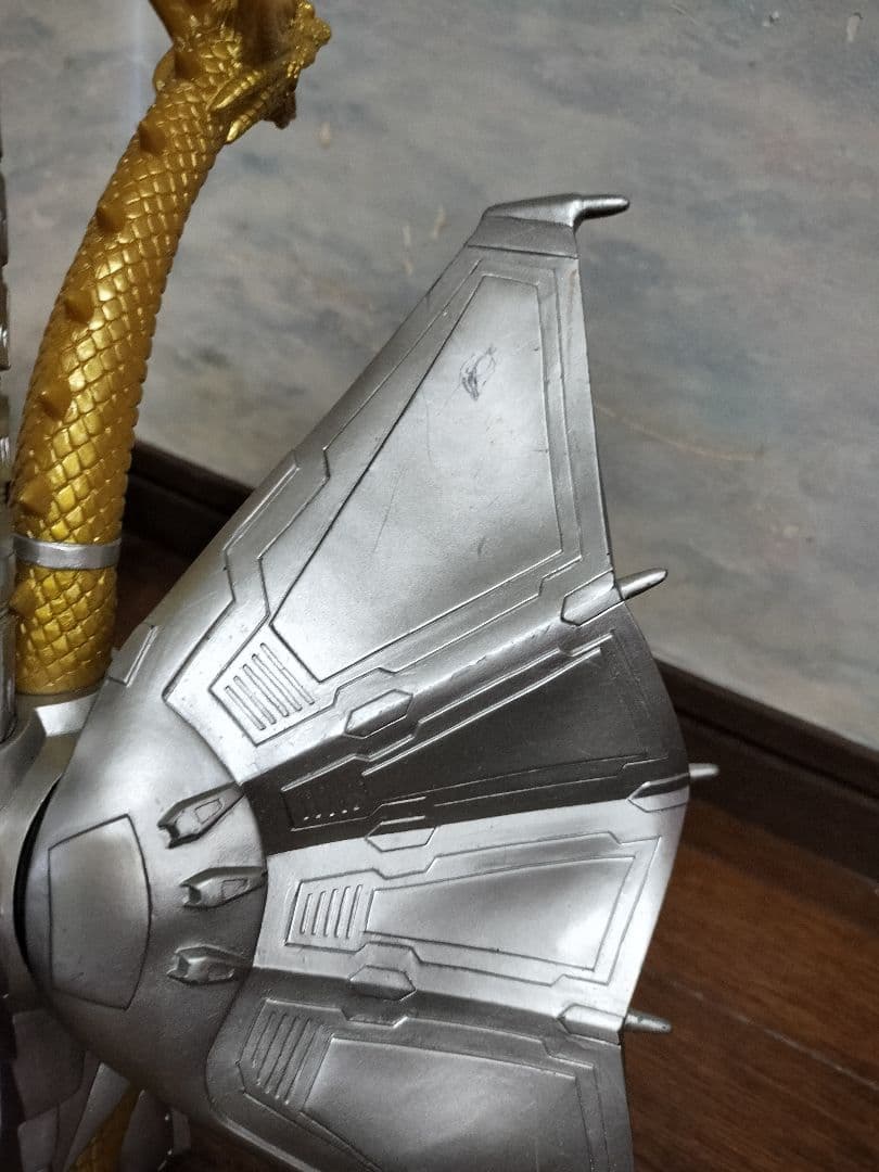 メカキングギドラ　東宝　BANDAI　1991　金色　(FOREVER版？)