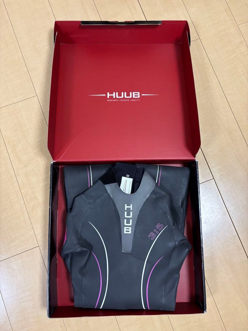 HUUB フルスーツ グレー/ピンク オリジナルボックス付き（トライアスロン用）