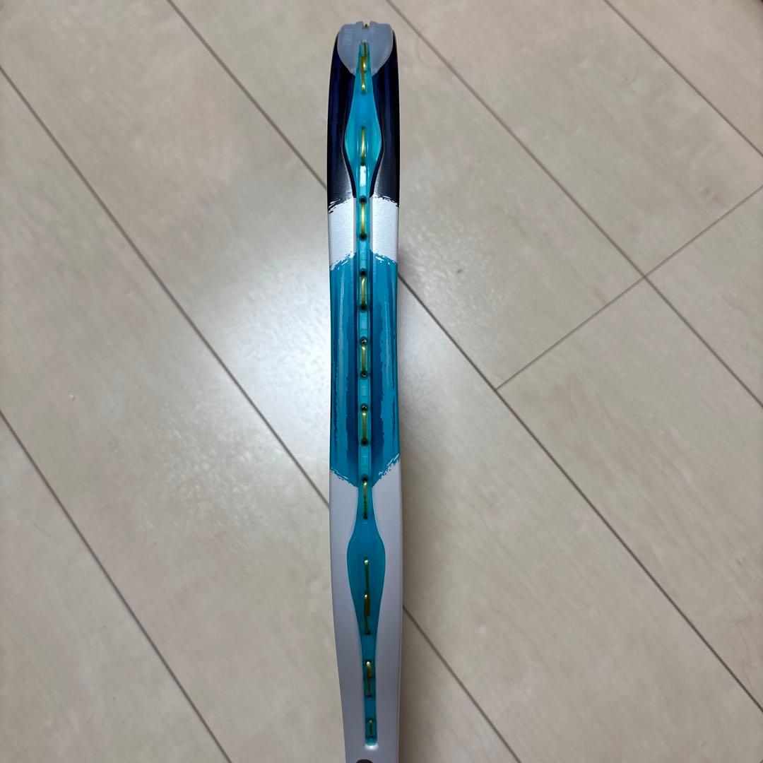 硬式テニスラケット YONEX ASTREL 105　極美品☆