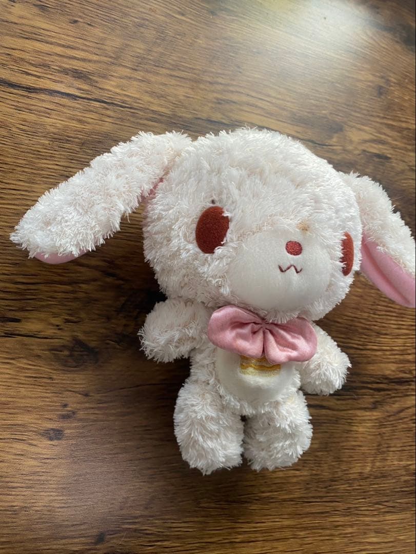 シュガーバニーズ　しろうさ　ぬいぐるみ　サンリオ